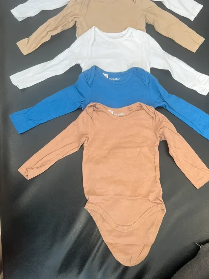 Lot de 10 bodies - photo numéro 4