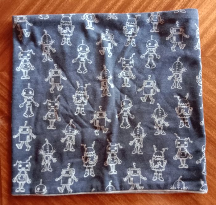 Bonnet et tour de cou fait main - photo numéro 3