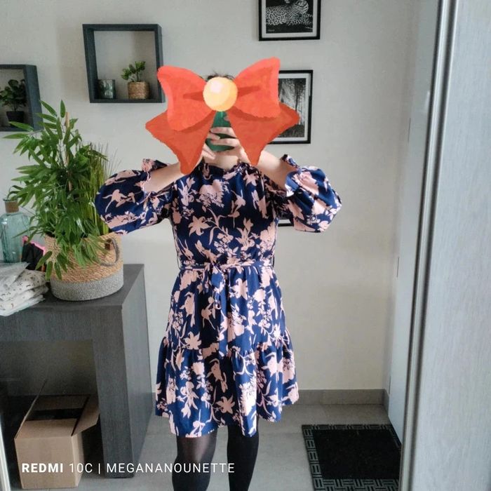 🌸 Robe Fleurie à Manches Longues – Taille 38 M – Boutique Indépendante 🌸 - photo numéro 2