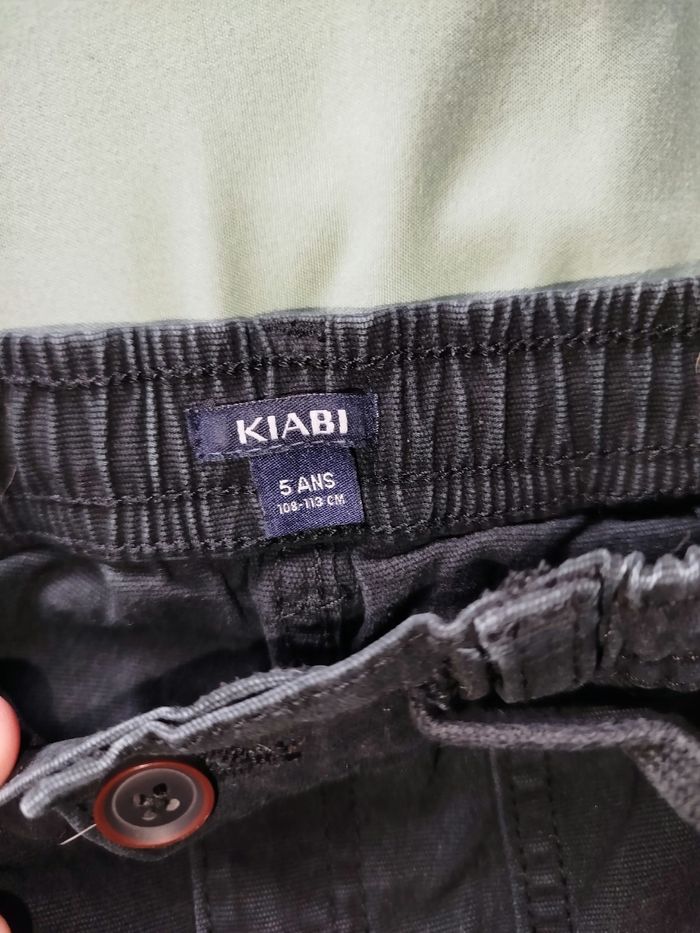 Pantalon noir - photo numéro 3