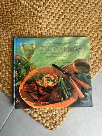 Livre Recettes Les classiques de la cuisine Végétarienne