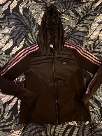 Veste adidas violet et noir taille 40