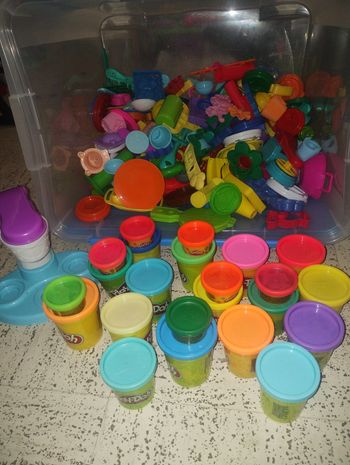 Lot pâte à modeler