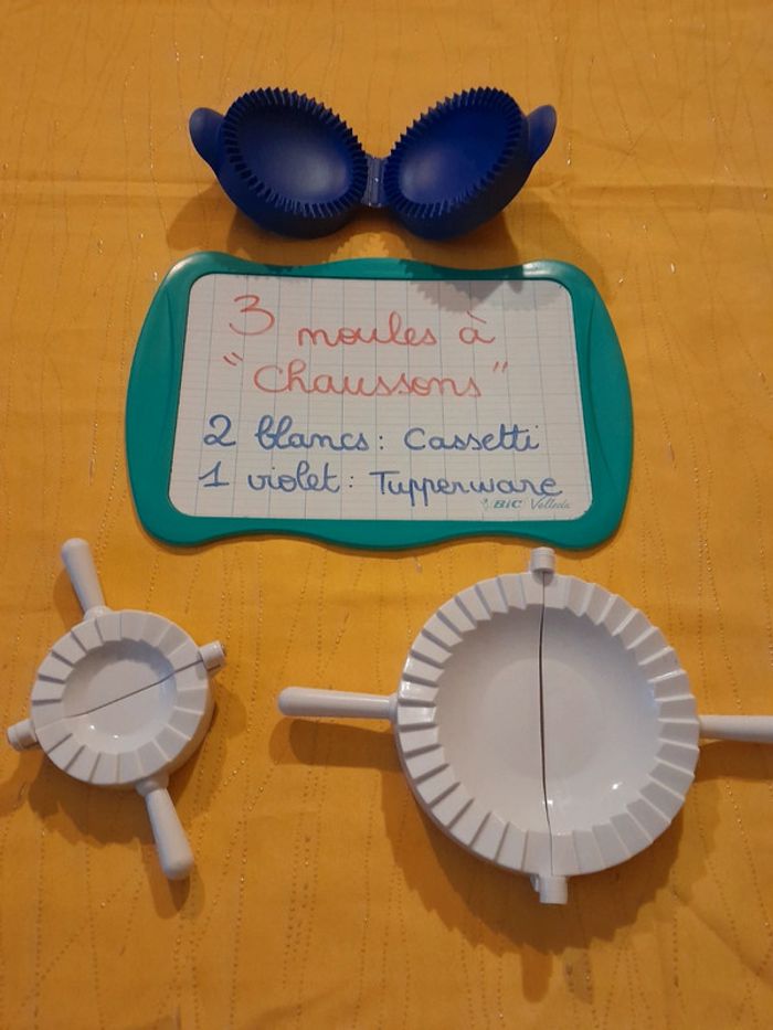 Lot de 3 moules à chaussons aux pommes 🍎 - photo numéro 3