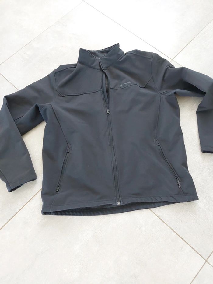Veste quechua Décathlon - photo numéro 2