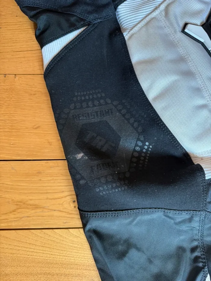Pantalon de moto cross en très bon état taille 40 kenny - photo numéro 4