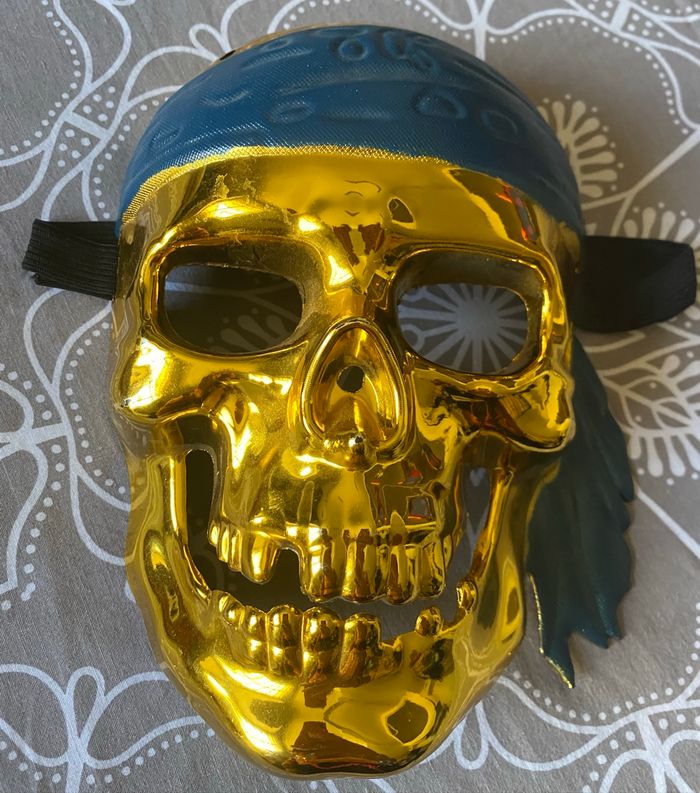 Masque enfant tête de mort pirate 🏴‍☠️