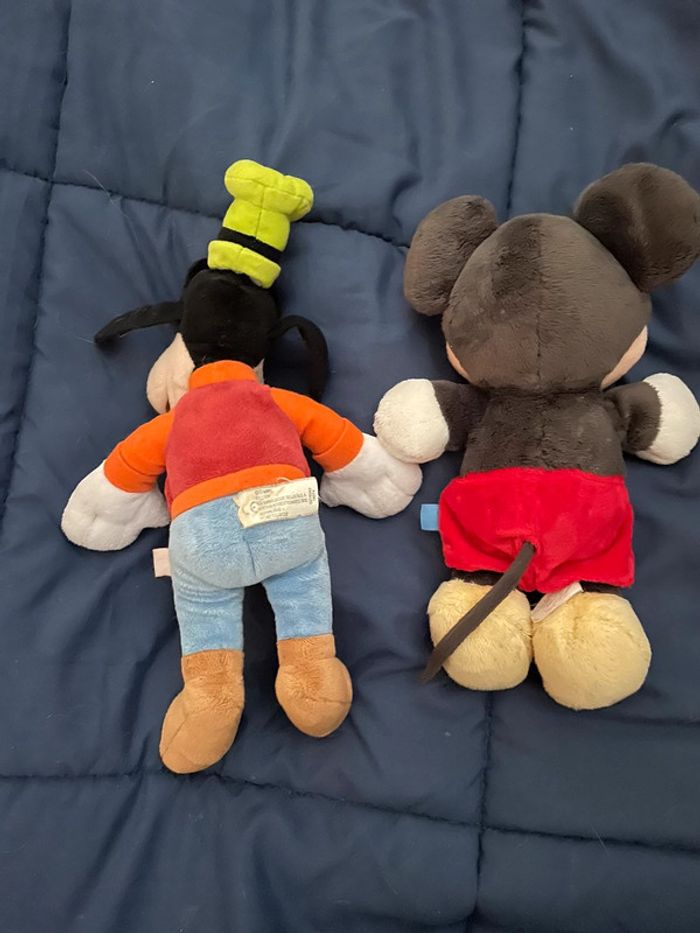 Lots de deux peluches Disney Mickey et dingo - photo numéro 2