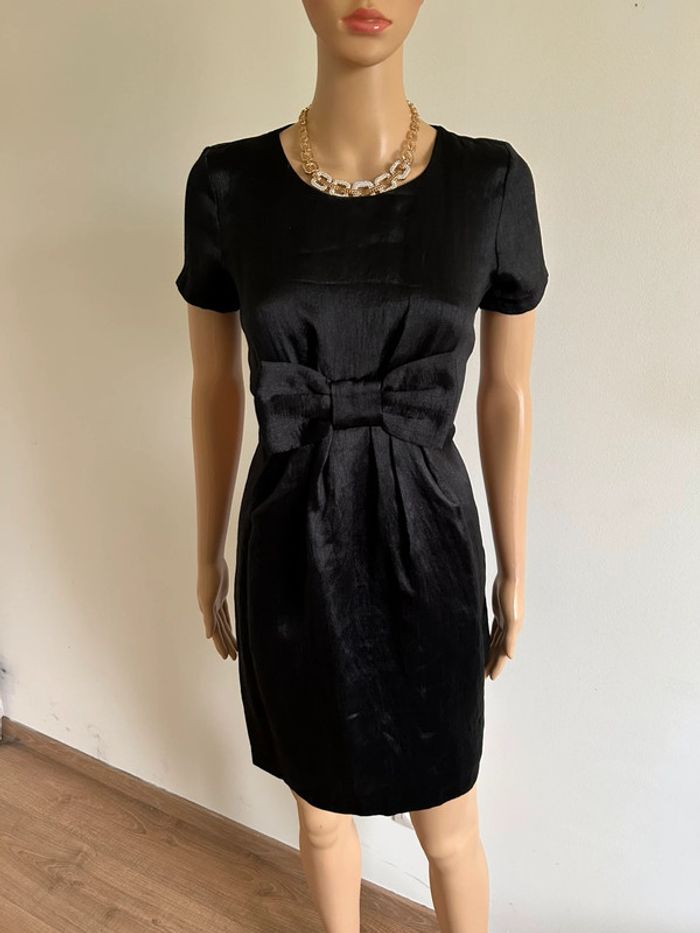 Robe noire neuve à manches courtes Sinequanone taille 38 (valeur 90€)
