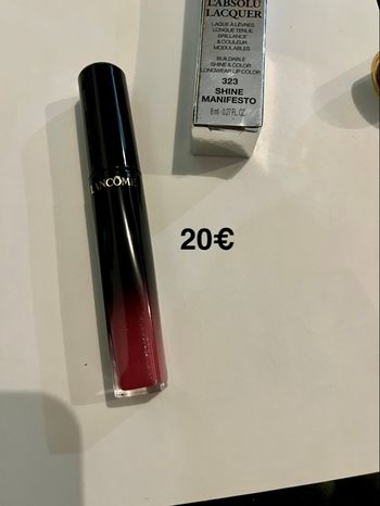 Laque à lèvre shine manifesto Lancôme