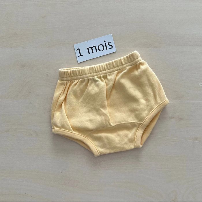 Bas ( culotte ) taille 1 mois