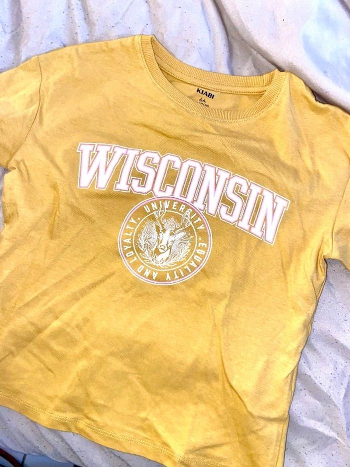 T-shirt jaune moutarde motif wizconsin taille 6 ans kiabi