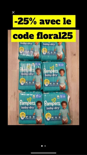 Six paquets de couches Pampers taille 5