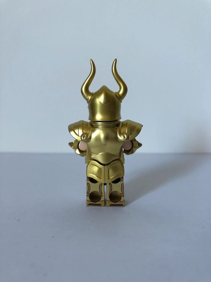 Figurine type lego Chevalier du Capricorne. Les chevaliers du zodiaque. Saint Seiya - photo numéro 3