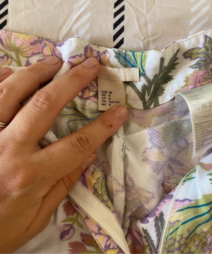 Pantalon imprimé fleurs - photo numéro 7