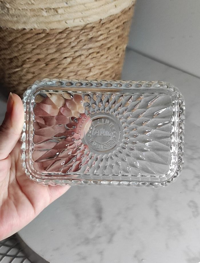 Ramequin  / beurrier en verre moulé - photo numéro 4