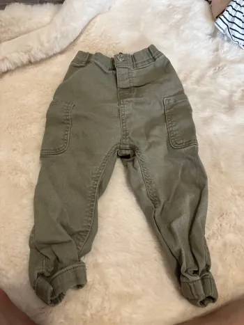 Petit cargo fille 18 mois H&M