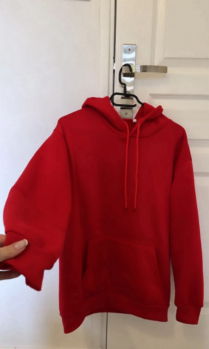 Pull rouge