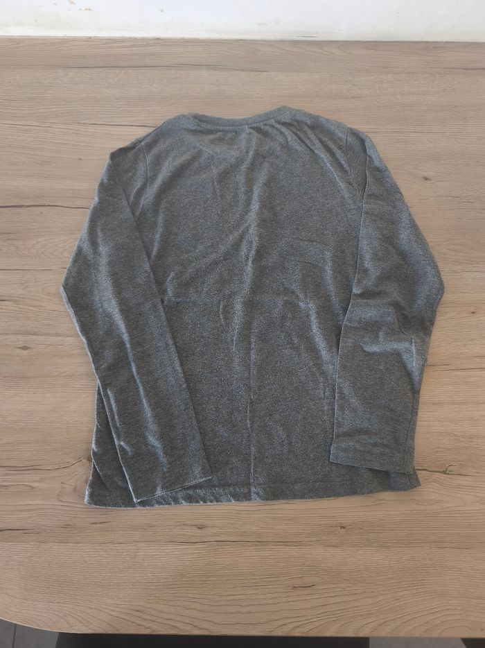 Tee-shirt manches longues dessin dinausore 10 ans - photo numéro 3