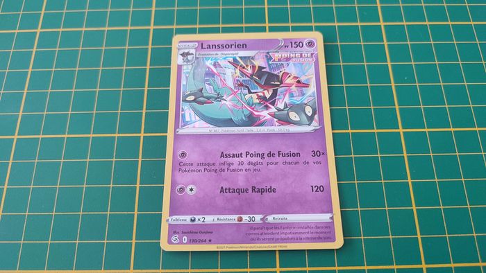 130/264 Carte Pokémon Lanssorien rare holographique Epée et Bouclier EB08 Poing de Fusion #B10