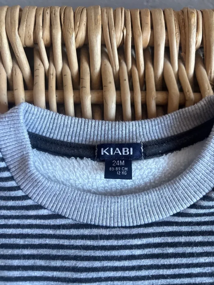Pull garçon 24mois Kiabi  en très bon état - photo numéro 3