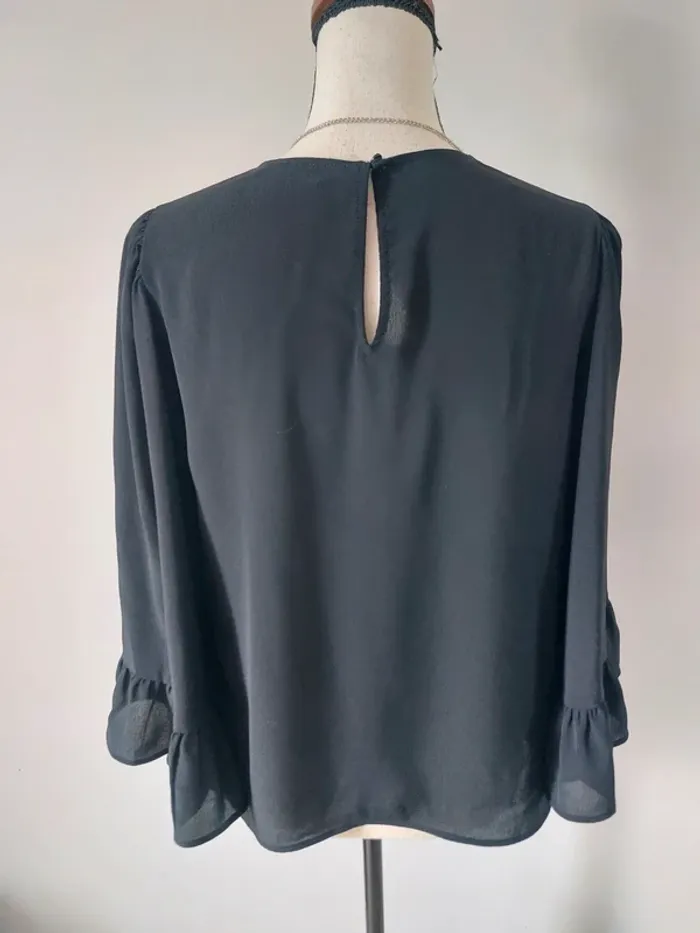 Haut chic "Zara" - photo numéro 4