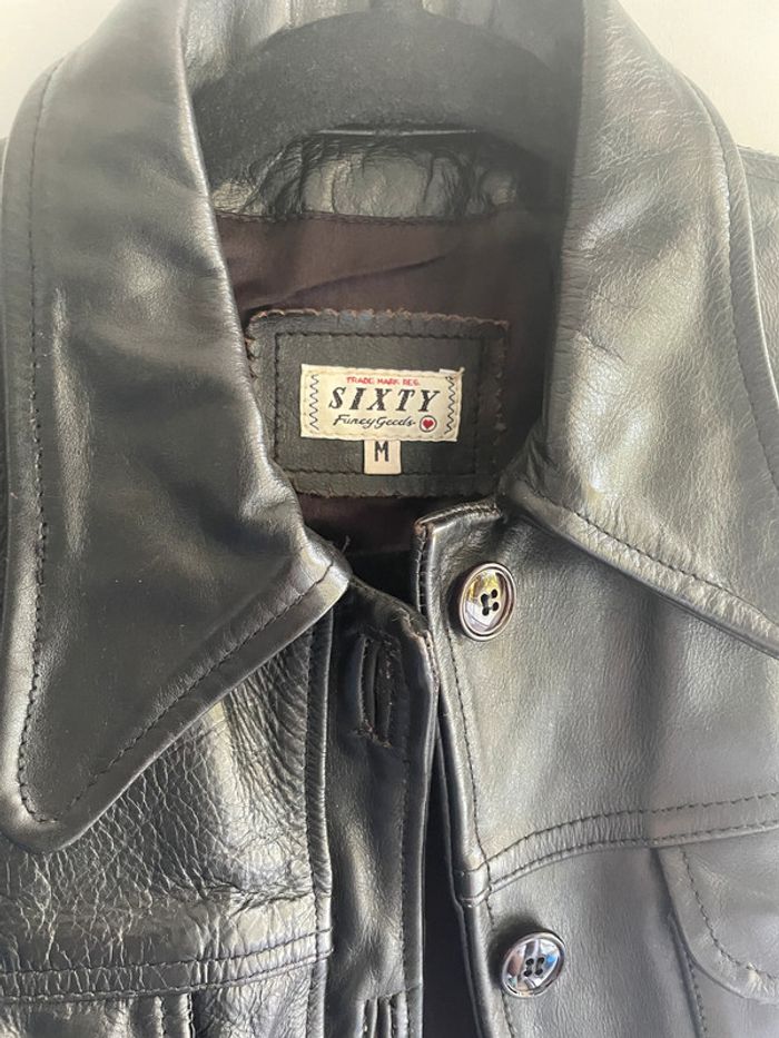 Gilet noir en cuir Sixty – style intemporel - photo numéro 2
