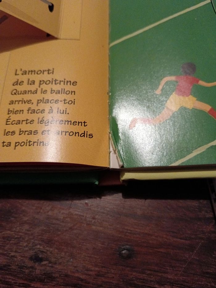 Livre kididoc foot - photo numéro 4