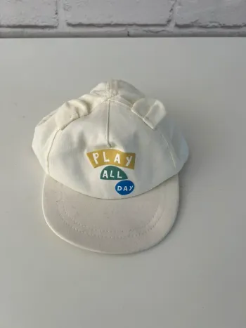 Casquette Primark 12-24 mois – Très bon état