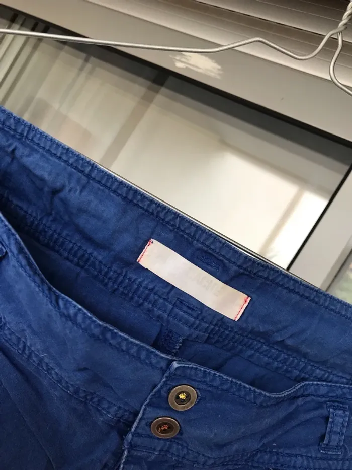 Short cache cache 38 - photo numéro 2