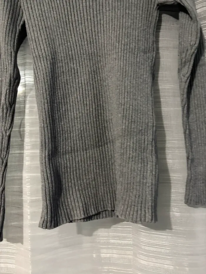 Pull gris - photo numéro 5