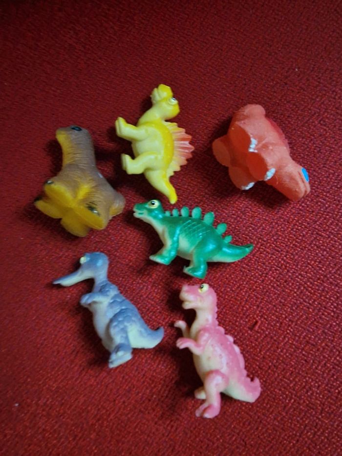 Lot mini figurines dinosaures