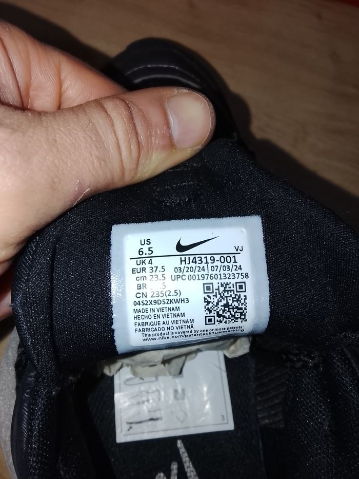 Air max Furyosa taille 37.5 - photo numéro 8