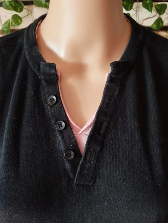 🌸Sweat noir Deeluxe Taille 40🌸 - photo numéro 3