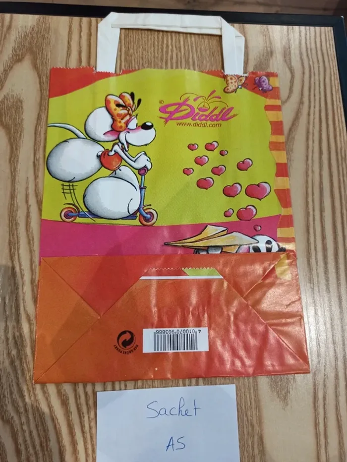 Sachet en papier Diddl A5 avec anses 8 1,50€ - photo numéro 2