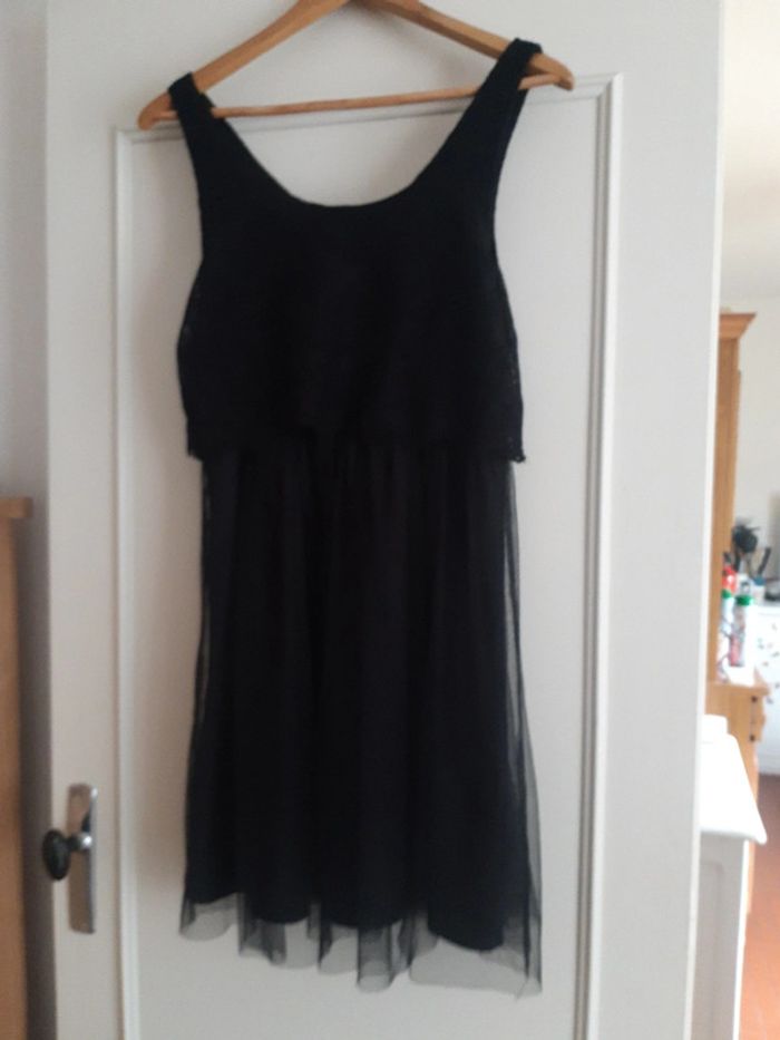 Robe jennyfer dentelle et tulle noir