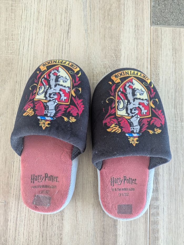 Chaussons.harry potter taille 31 32