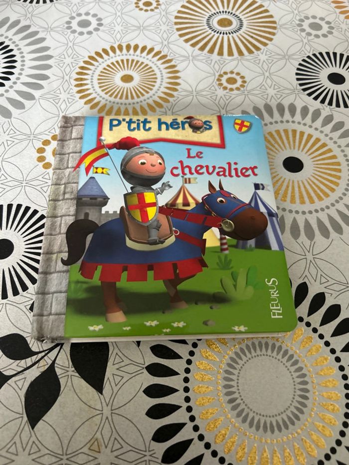 Livre p’tit héros le chevalier