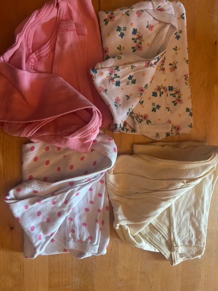 4 bodies petit bateau - photo numéro 4