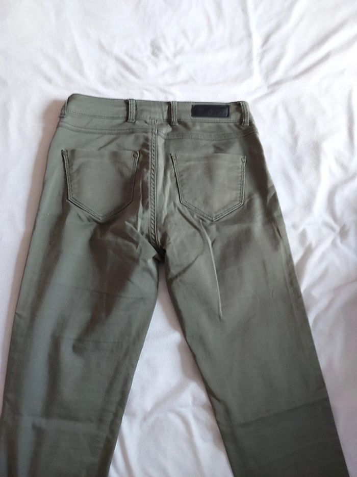 Pantalon Naf naf en 36. - photo numéro 4