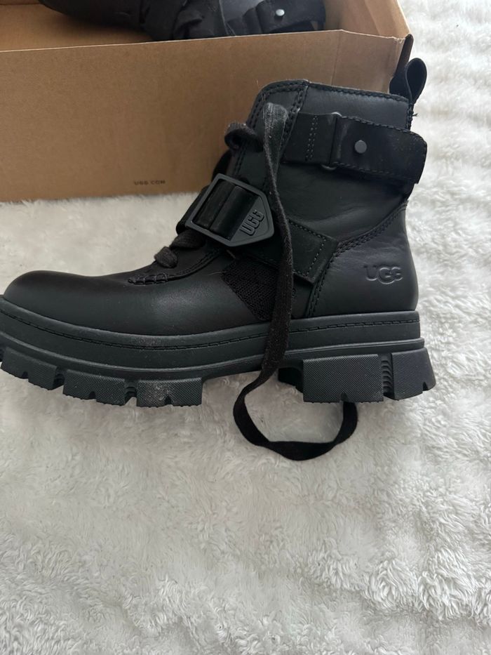 Botte Ugg - photo numéro 1
