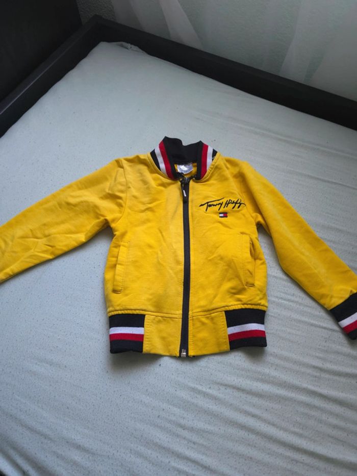 Petite veste bébé taille 2 ans