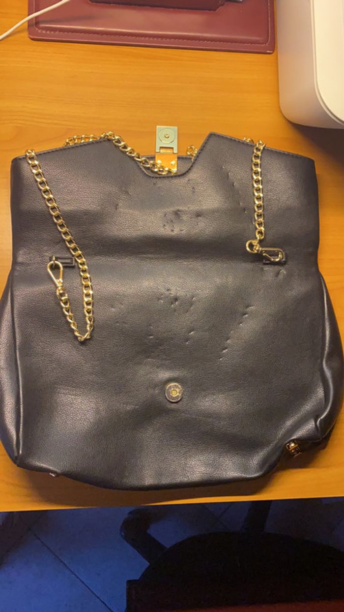 Sac cuir noir avec chaîne dorée Mango - photo numéro 2