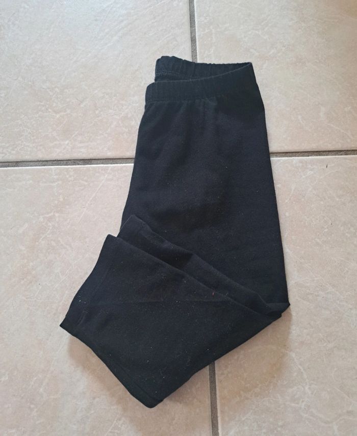 Legging noir uni 3/4 6 ans mixte Decathlon en TBE