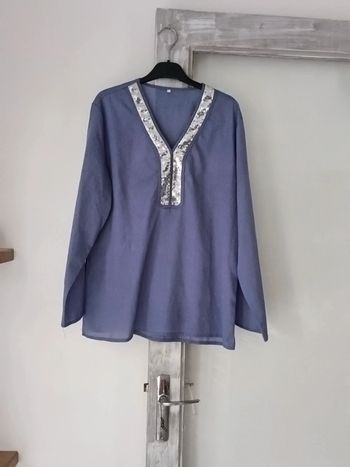 Magnifique blouse légère femme taille 42 44