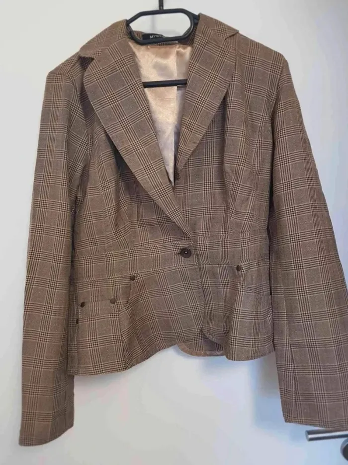 Blazer  dorée  taille  38