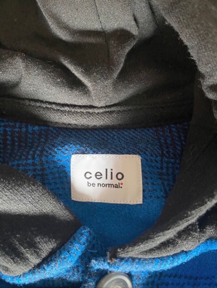 Chemise  bûcheron bleue et noire marque Celio - photo numéro 6