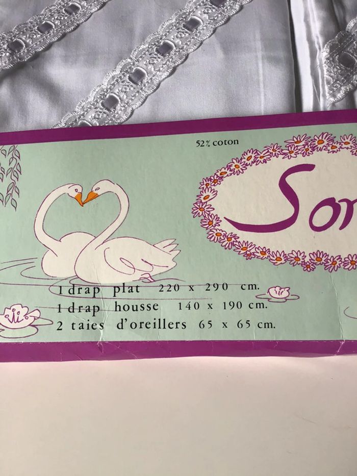 Parure de lit 52% coton 2 personnes broderie anglaise - photo numéro 7
