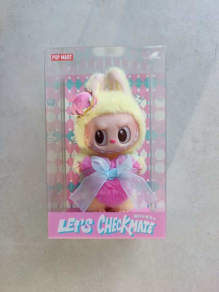 Labubu “Let’s Checkmate” Queen - Édition limitée POPMART