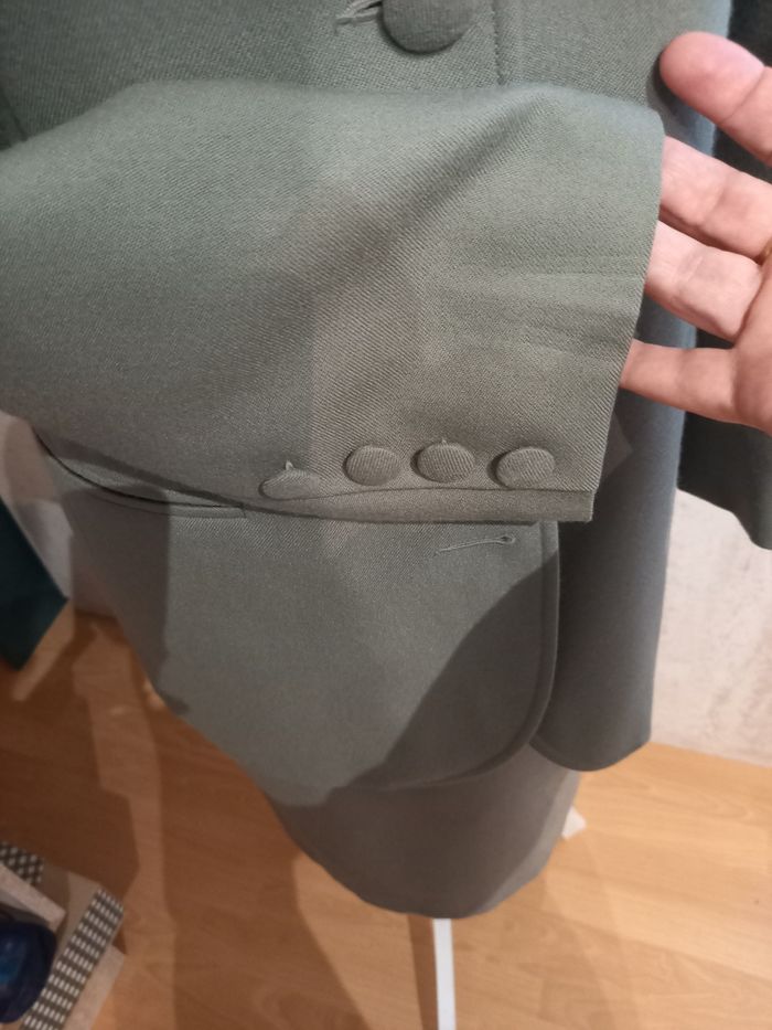 Tailleur Un jour ailleurs - photo numéro 4